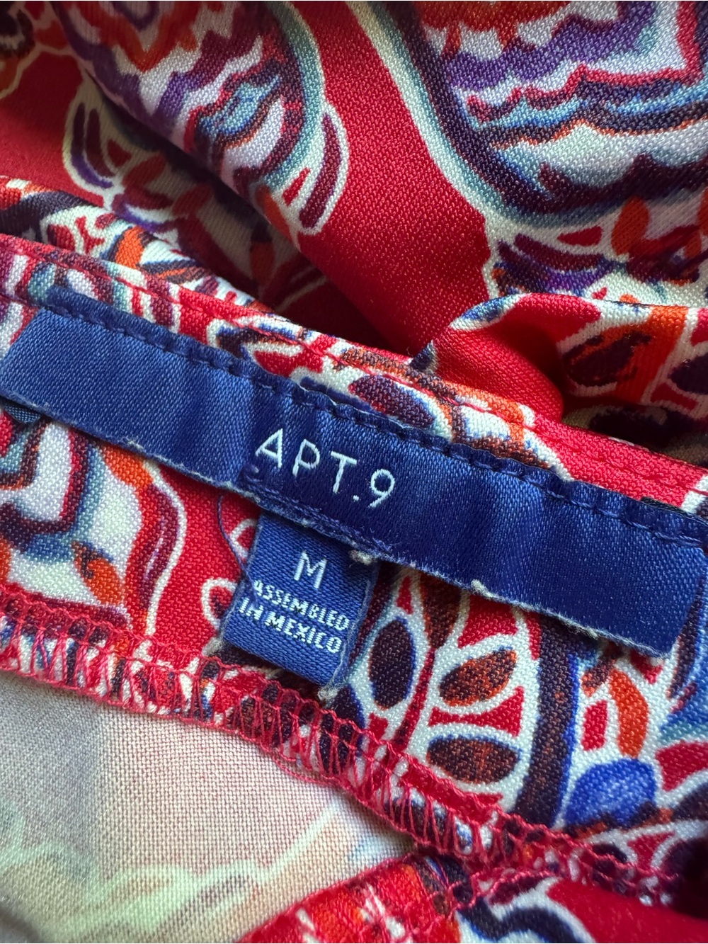 Apt. 9 Red Paisley Print Dress with Blue and Cream Accents medium - Picture 5 of 6